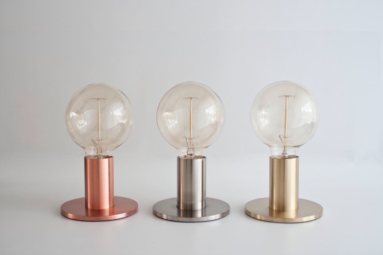 aplique_de_pared_o_lampara_de_techo_con_lampara_de_filamento_coco_en_cobre_platil_y_dorado